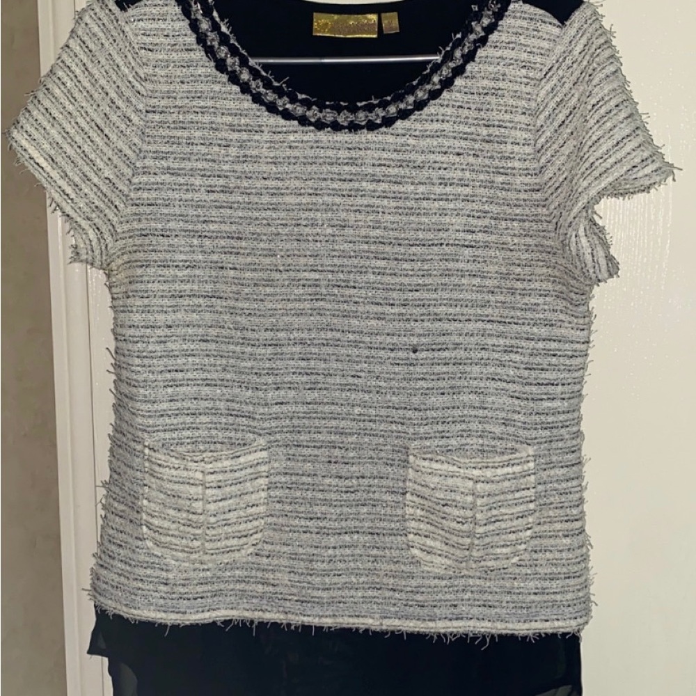 Chic Striped Women's Top - Black and White - Buy 2 get 3rd FREE ❗️❗️